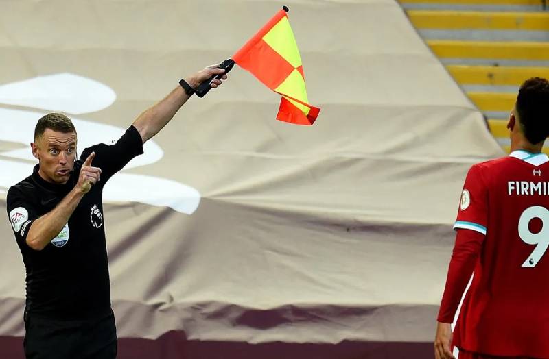 Vi phạm việt vị: Cách xác định và xử lý